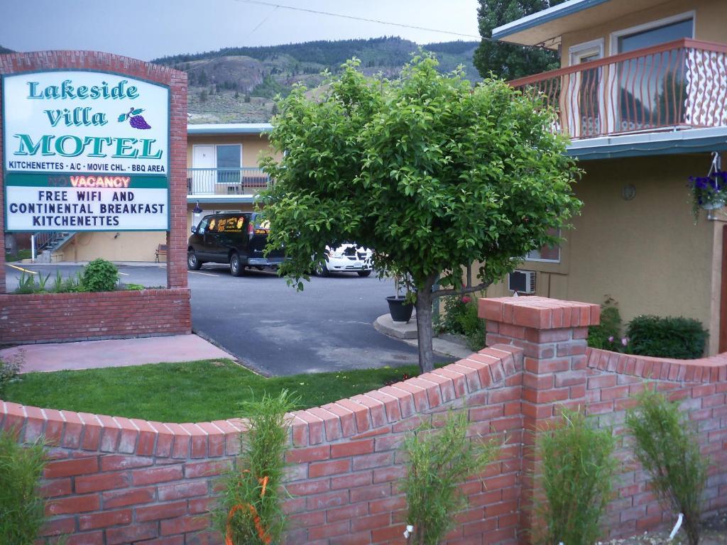 Lakeside Villa & Nordic Spa Penticton Exterior photo